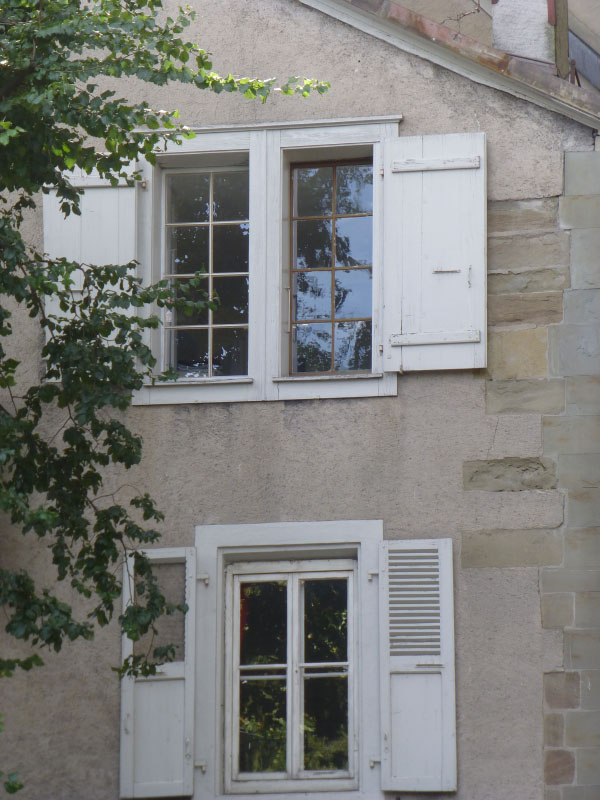 jean-jacques-rousseau-statue