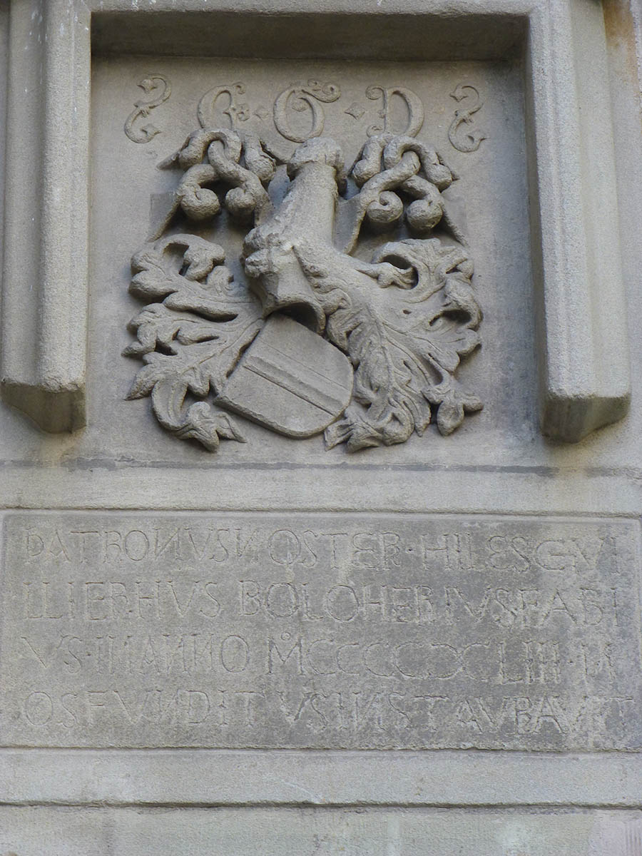 jean-jacques-rousseau-statue